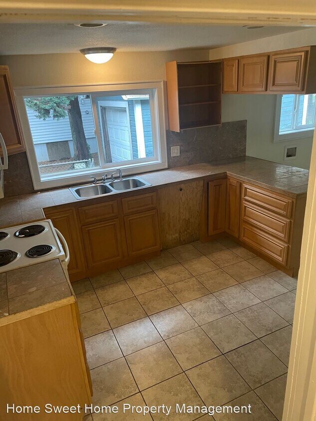 2632 Aberdeen Ave, Hoquiam, WA 98550 House Rental in Hoquiam, WA