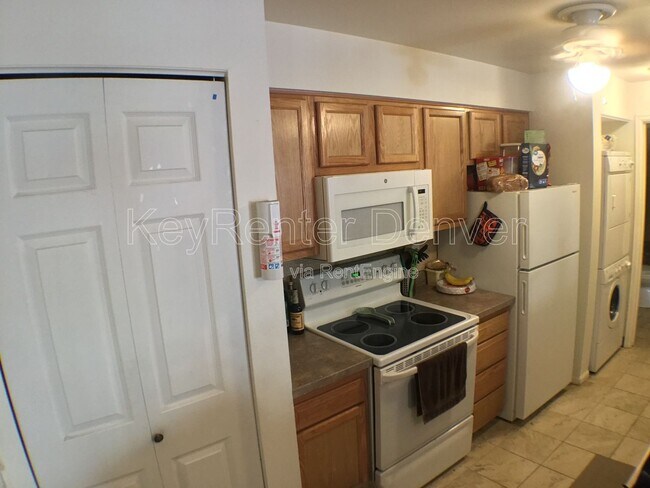 Foto del edificio - 4899 S Dudley St