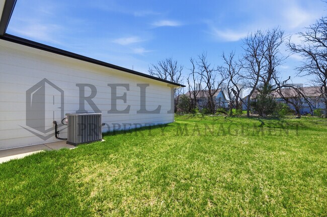 Foto del edificio - 507 Elmwood St