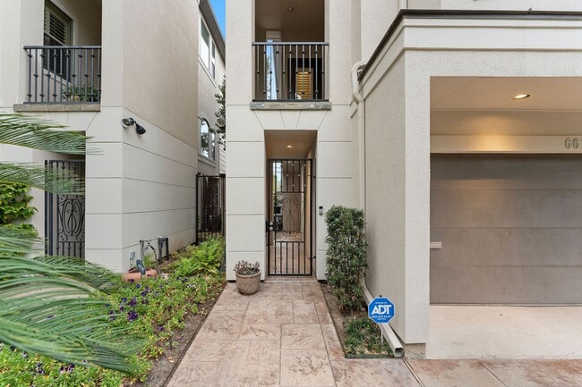 Building Photo - 6618 Wanita Pl