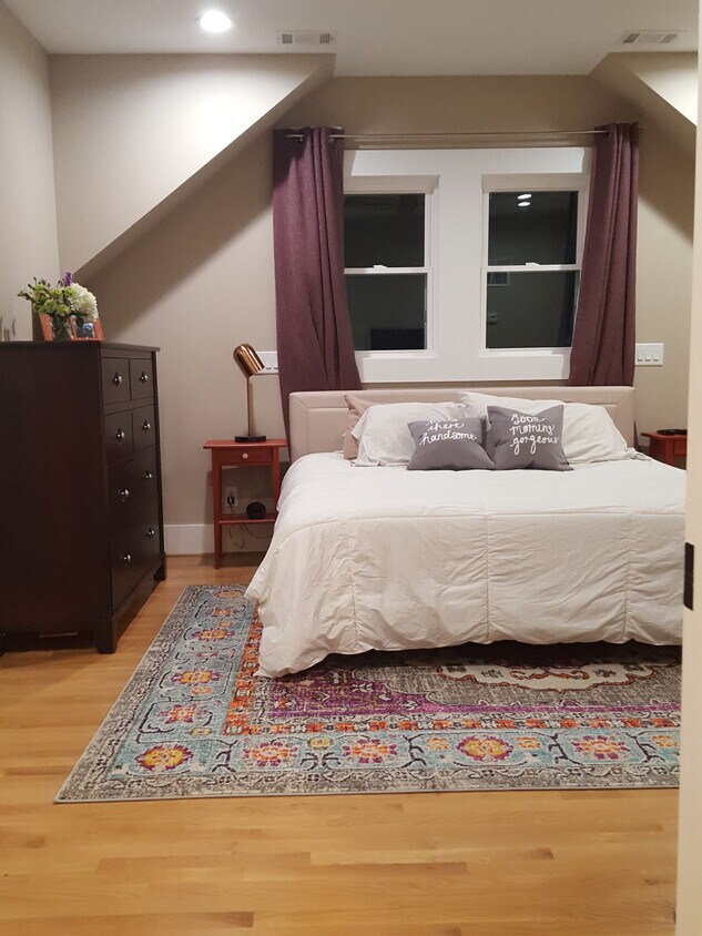 Foto principal - 549 Oakdale Rd NE