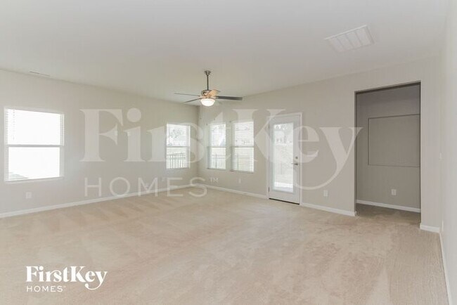 Building Photo - 7798 Creek Park Drive
