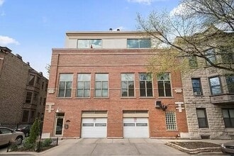 Building Photo - 1318 W George St