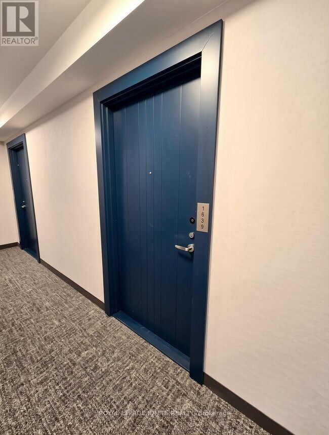 Photo du bâtiment - 2545 Simcoe St N