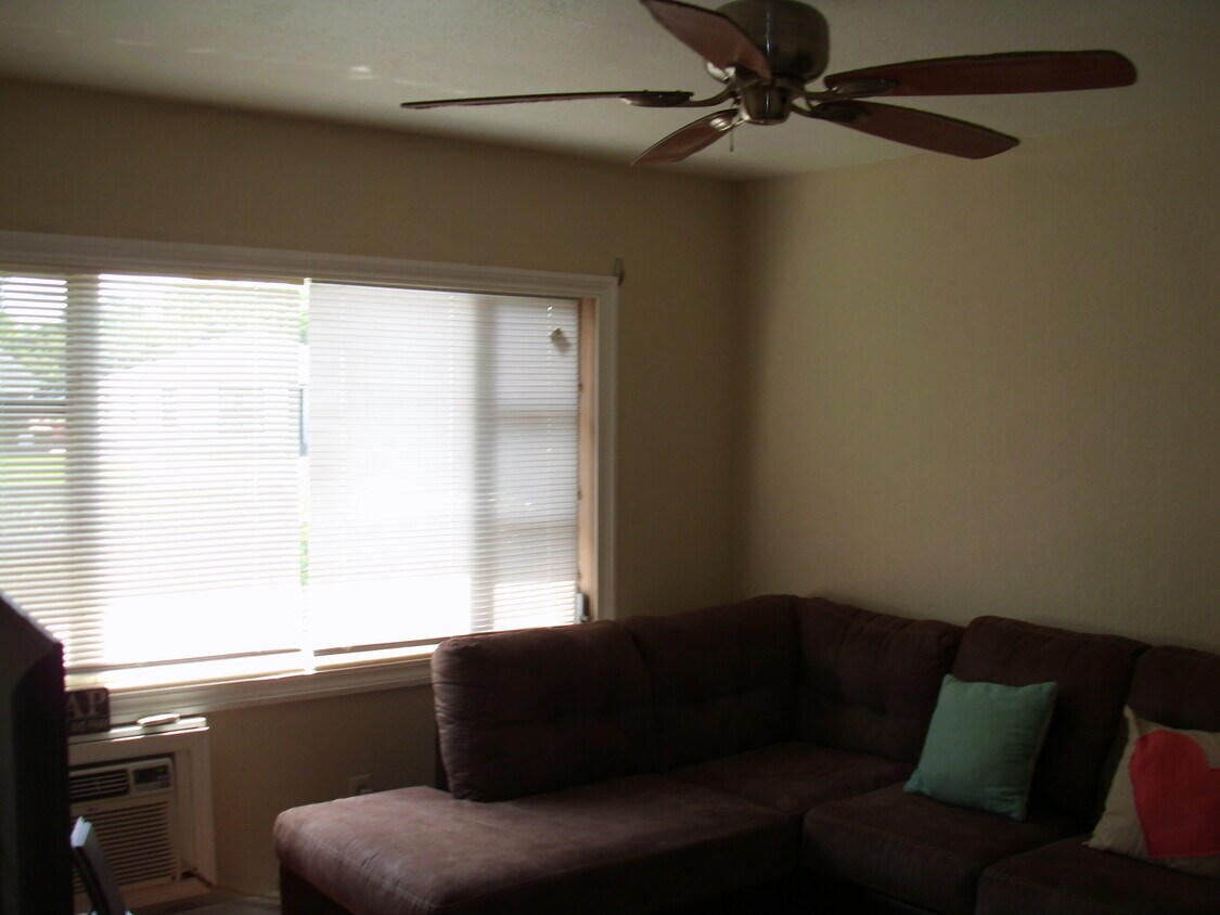 1662 Drew St, Clearwater, FL 33755 House Rental in Clearwater, FL