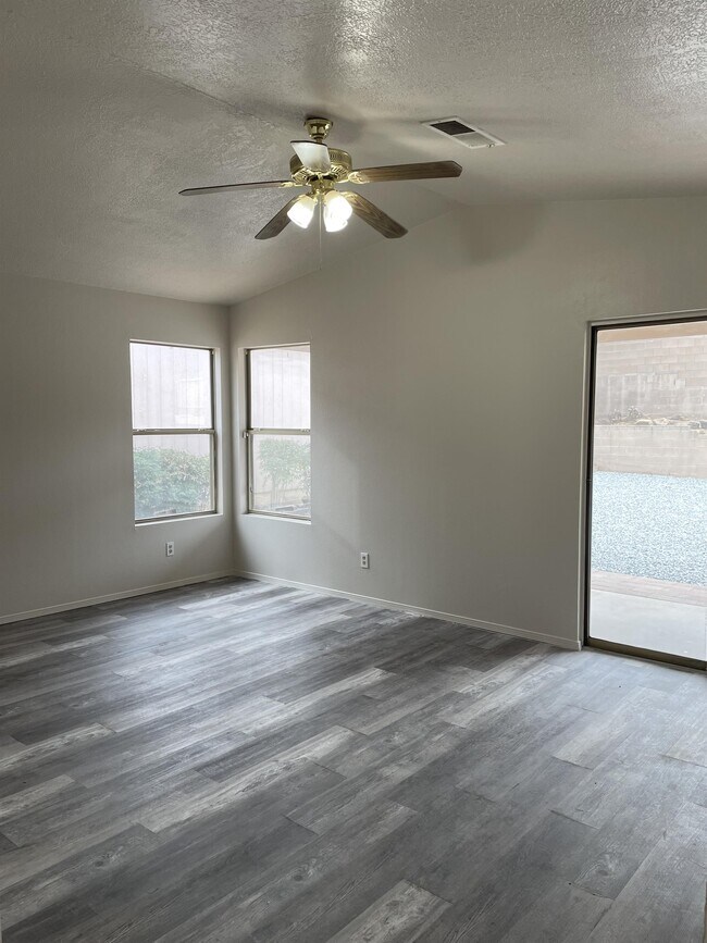 Foto del edificio - 1621 Jane Pl NE