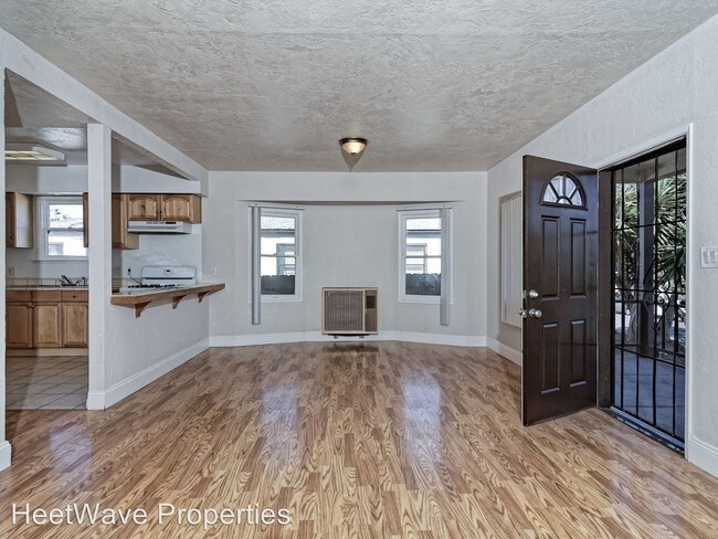 Foto del edificio - 3944-3946 Georgia St