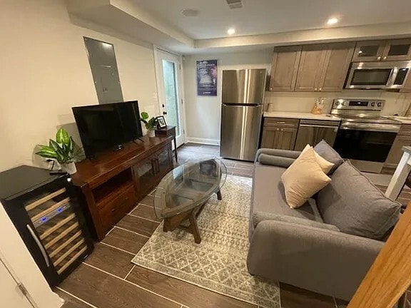 Foto del edificio - 331 W St NE