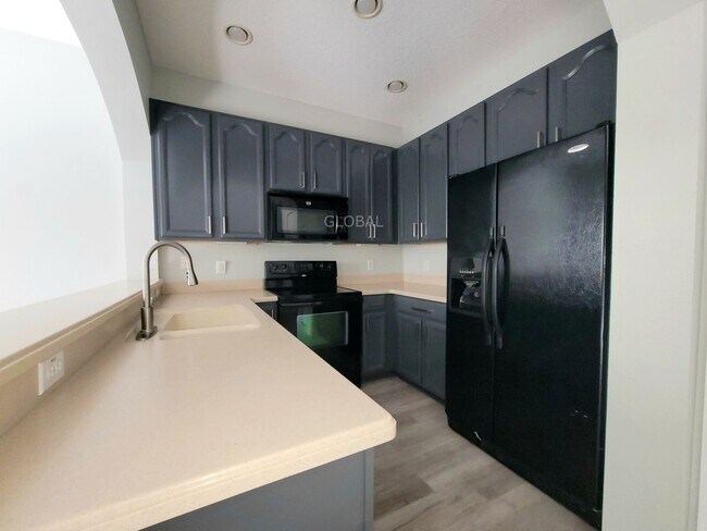 Building Photo - Lake Nona Area 3-Bed, 2.5-Bath Townhome!