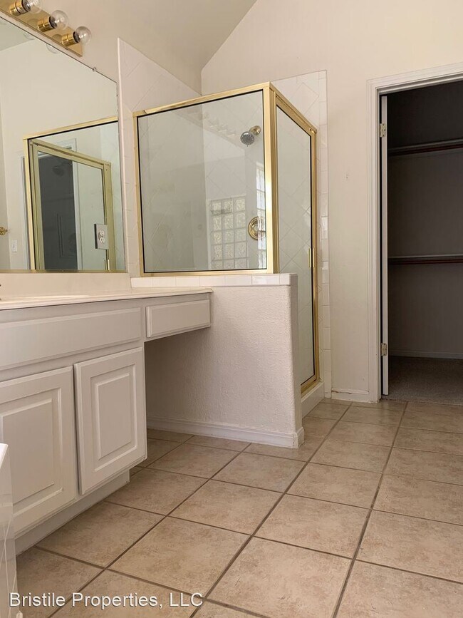 Building Photo - 6608 Orchard Hill Dr