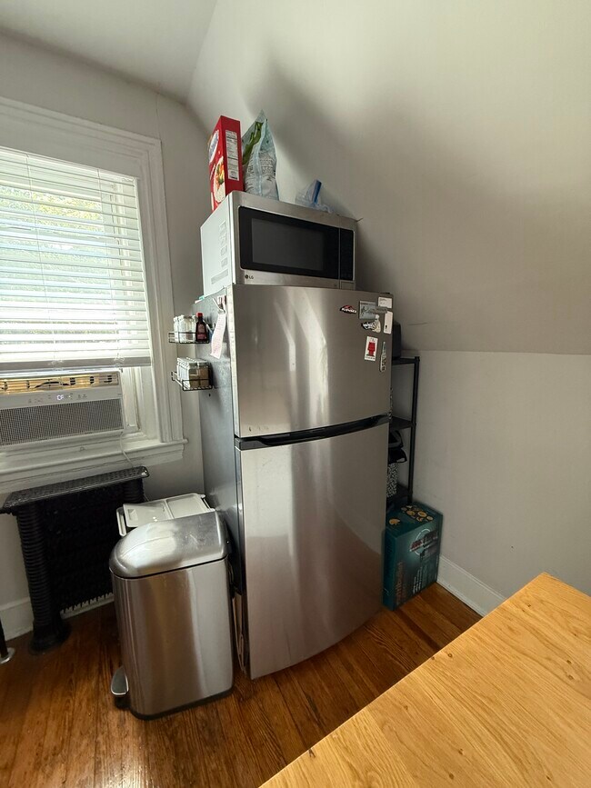 Foto del edificio - 319 Green Ln