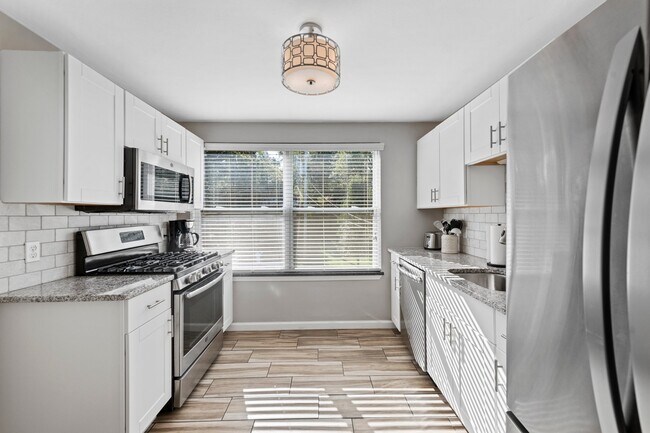 Foto del edificio - 10132 Manchester Rd