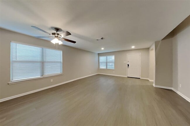 Building Photo - 20527 Cypress Gully Dr