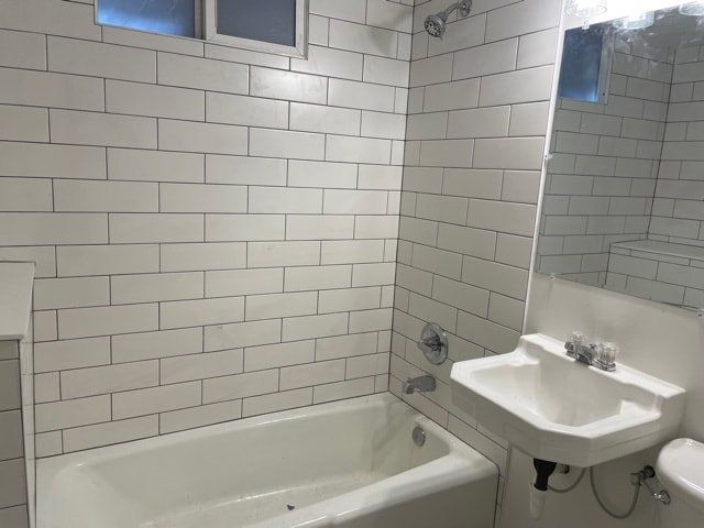 Building Photo - 1933 Springfield Dr