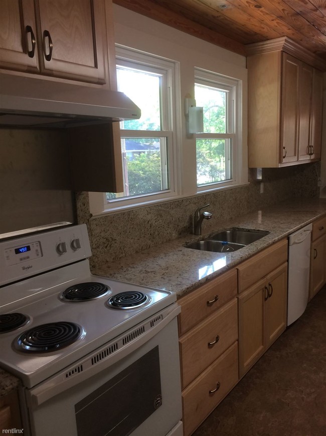Building Photo - 2 br, 1 bath House - 44050 S Range Rd