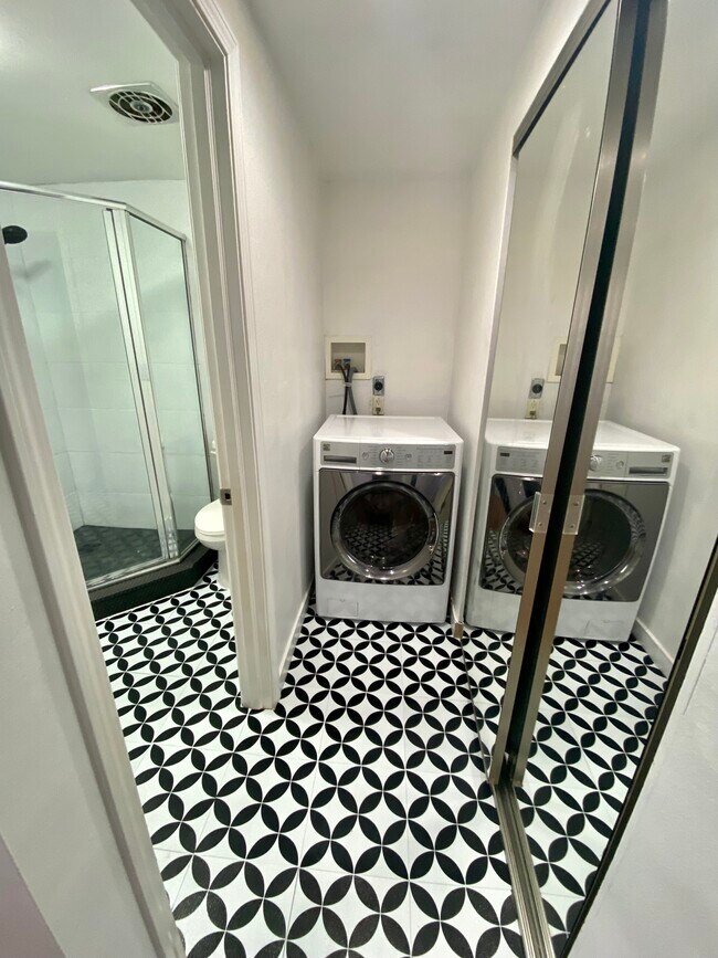 Foto del edificio - 1310 Amethyst St