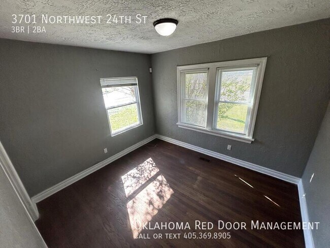 Foto del edificio - 3701 NW 24th St