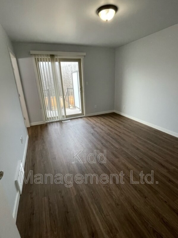 Photo du bâtiment - 6285-A-6285 Monterey Rd