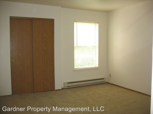 Foto del edificio - 9192 W Irving St