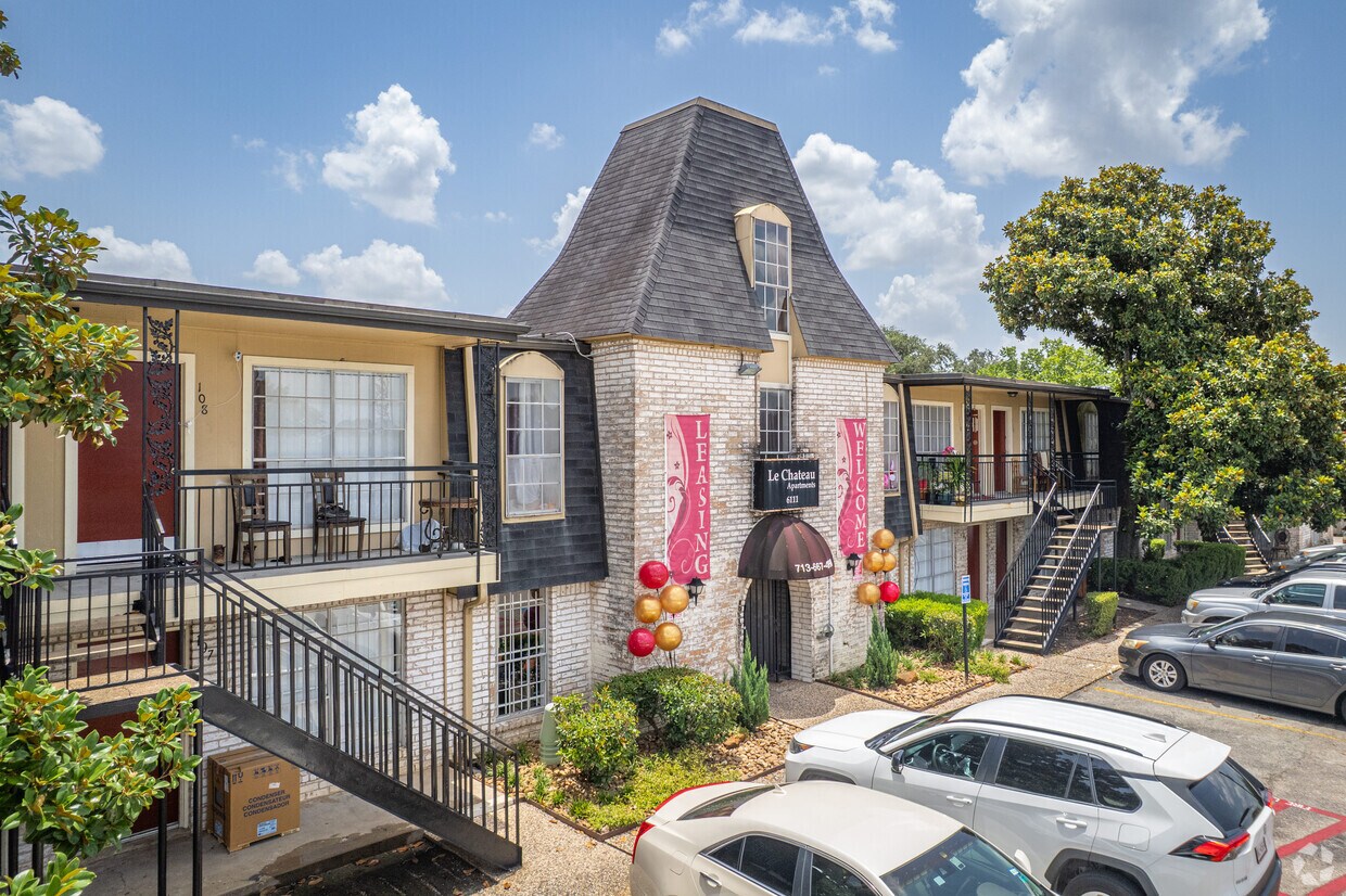 Foto principal - Le Chateau Apartments