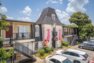 Building Photo - Le Chateau Apartments