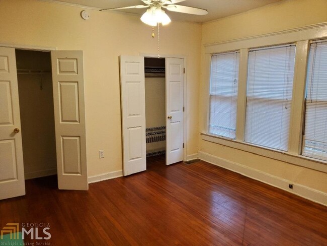 Building Photo - 742 Charles Allen Dr NE