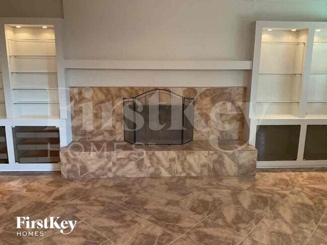 Building Photo - 4845 W Las Palmaritas Dr