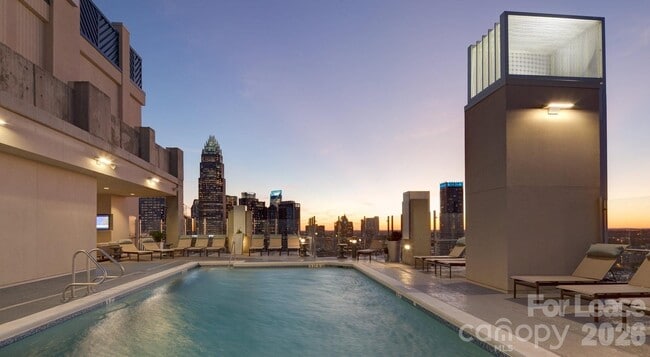 Foto del edificio - 640 N Church St