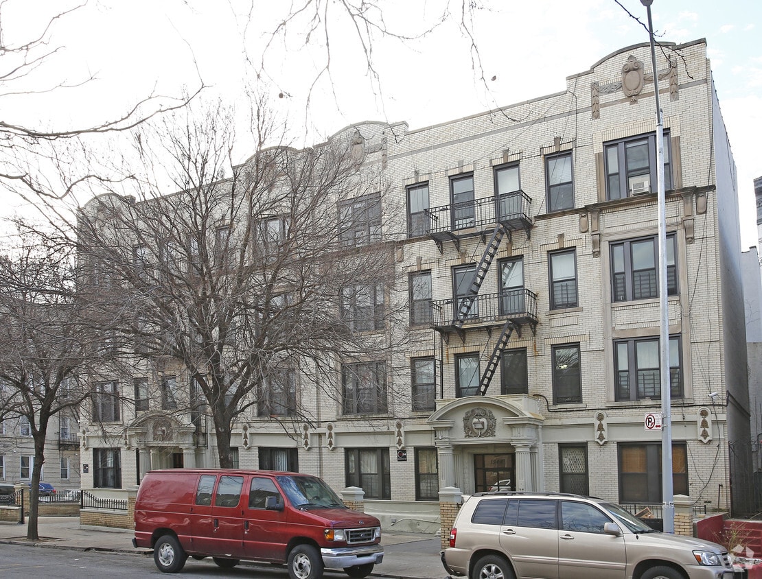 Building Photo - 1544 President St