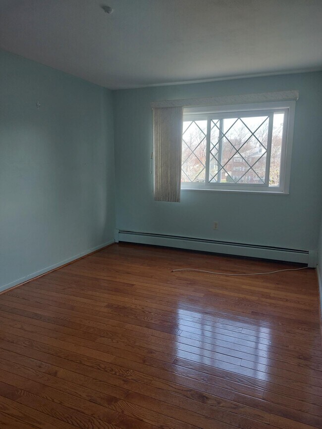 Foto del edificio - 52 Fernview Ave