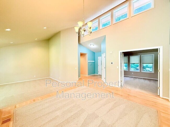 Foto del edificio - 22101 NE 99th St