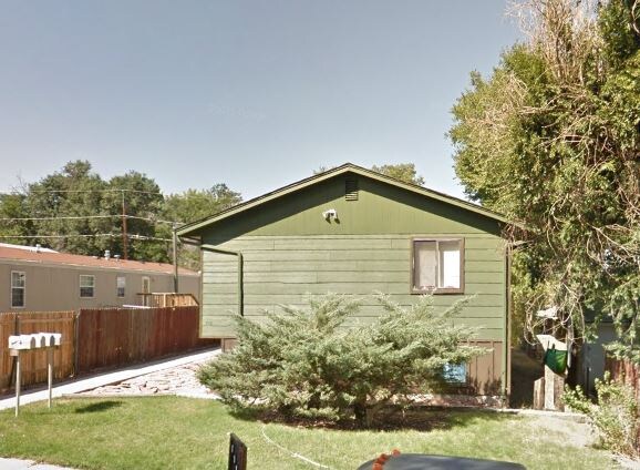 Building Photo - 1118 S Cherry St