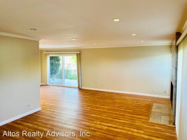 Building Photo - 2 br, 2 bath House - 54 Los Altos Square