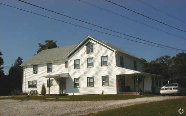 Primary Photo - 334 Oak Ridge Rd
