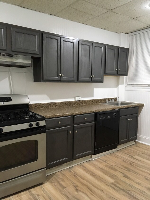 Foto principal - 4420 Reisterstown Rd