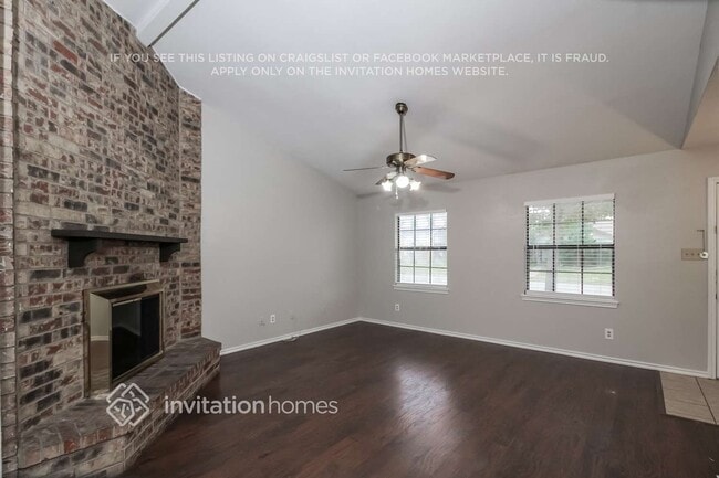 Foto del edificio - 1325 Clearview Dr