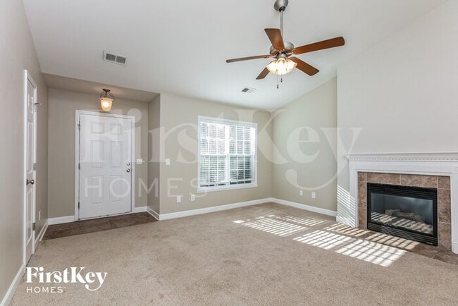 Foto del edificio - 5810 Sycamore Glen Rd
