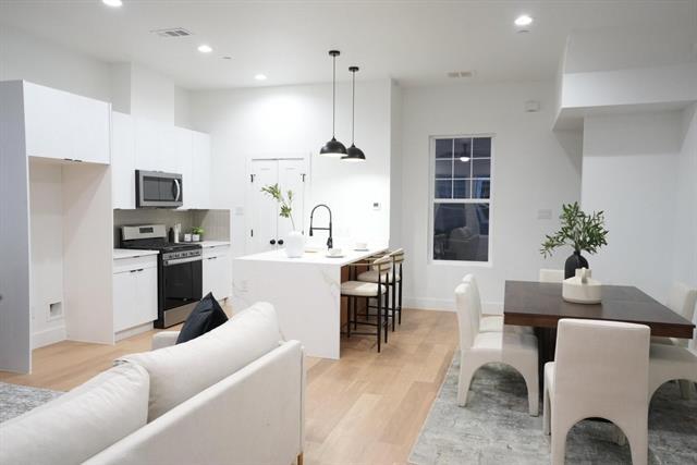 Foto del edificio - 629 N Tyler St