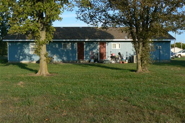 Building Photo - 839 N Sunny Slope Ln