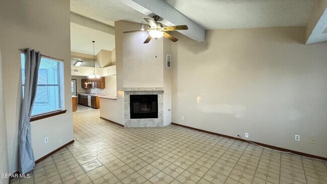 Foto del edificio - 10960 Delafield Dr