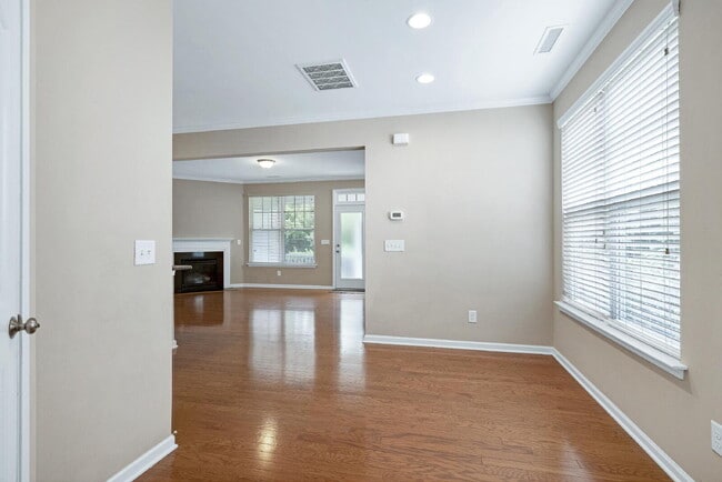 Building Photo - 120 Skyros Loop