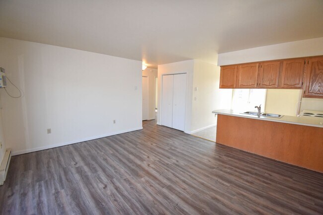 Foto del edificio - Two Bedroom Apartment in Jersey Shore with Many Amenities!
