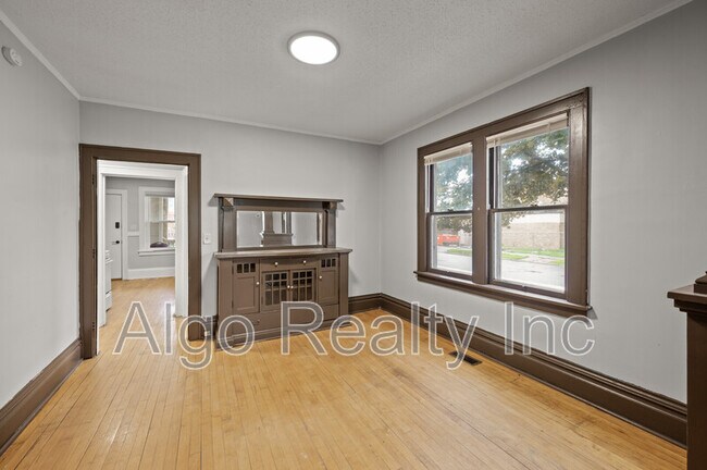 Foto del edificio - 3400 Elliot Ave