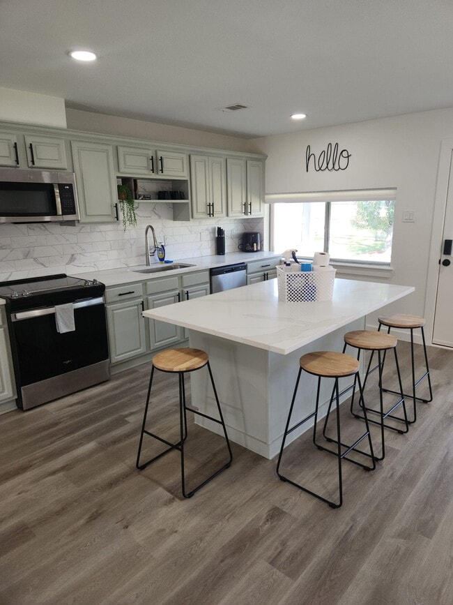 Kitchen - 1230 La Fiesta Dr