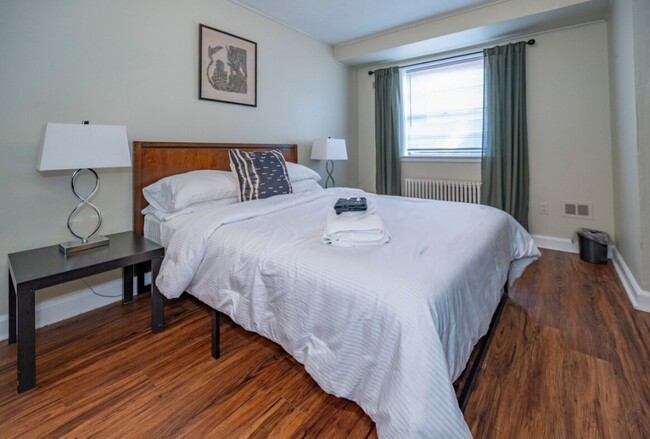 Bedroom 2 - 2915 Rivermont Ave