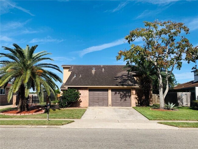 Foto del edificio - 5406 Sugar Creek Dr