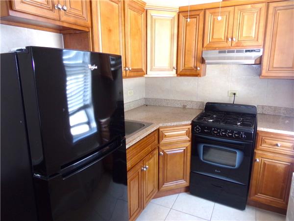 Foto del edificio - 8646 Fort Hamilton Pkwy