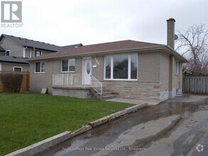 Building Photo - 284 Morden Rd