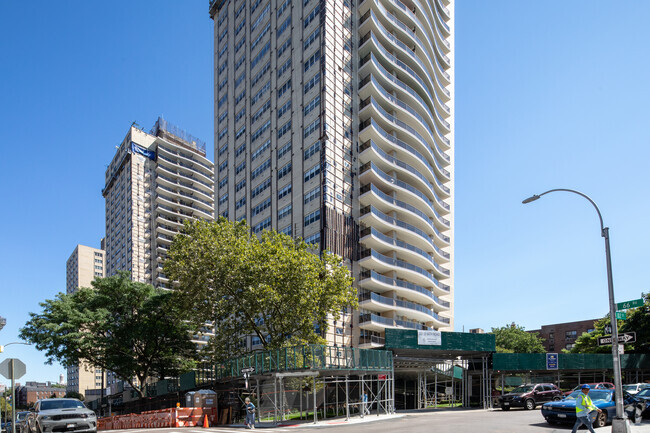 Building Photo - Birchwood Towers