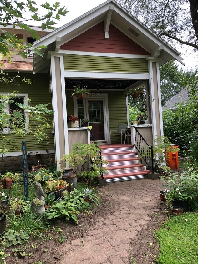 Street view - 1315 Emery St